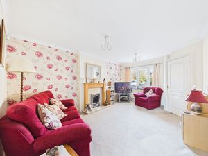 Lounge- click for photo gallery